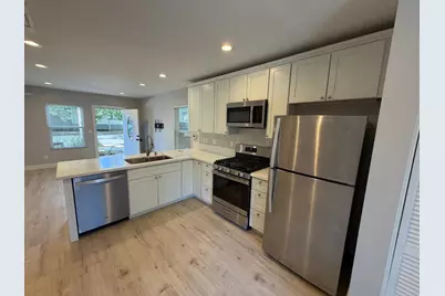 209 Alhambra Boulevard, Sacramento, CA 95816 - Photo 15