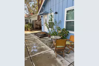 209 Alhambra Boulevard, Sacramento, CA 95816 - Photo 3