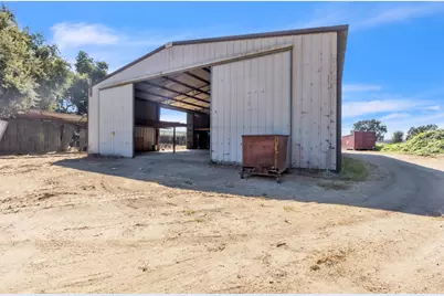 6801 W Elkhorn Boulevard, Sacramento, CA 95837 - Photo 3