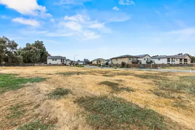 9675 Reed Street, Knights Landing, CA 95645 - Photo 5