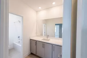16207 Sculptor Ave, Lathrop, CA 95330 - Photo 19