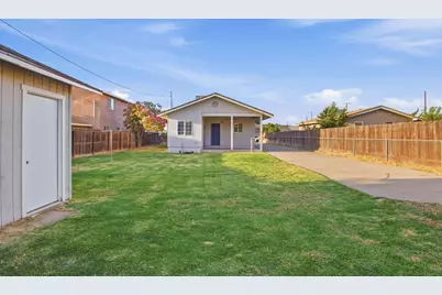 1300 N E Street, Livingston, CA 95334 - Photo 31