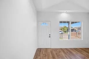 1300 N E St, Livingston, CA 95334 - Photo 89