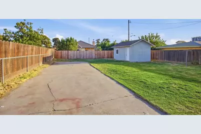 1300 N E Street, Livingston, CA 95334 - Photo 71