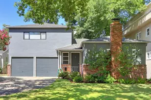 1424 36th St, Sacramento, CA 95816 - Photo 1