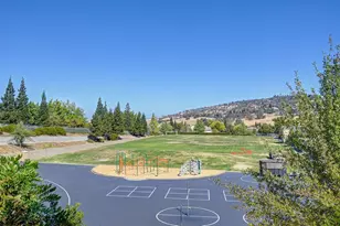 600 Moon Cir, Folsom, CA 95630 - Photo 47
