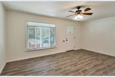 5364 48th Street, Sacramento, CA 95820 - Photo 5