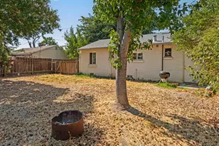 1121 El Vecino Ct, Modesto, CA 95350 - Photo 11