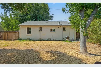 1121 El Vecino Court, Modesto, CA 95350 - Photo 11