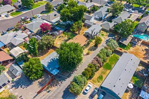 1121 El Vecino Ct, Modesto, CA 95350 - Photo 1