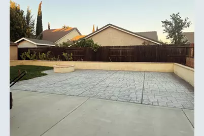 728 Chenin Blanc Court, Los Banos, CA 93635 - Photo 3