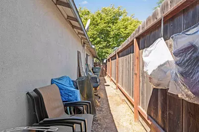 3720 Bridgeford Lane, Modesto, CA 95356 - Photo 37