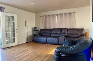 1120 W F St, Oakdale, CA 95361 - Photo 9