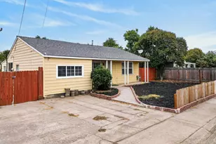 2671 Norwood Ave, Sacramento, CA 95815 - Photo 17