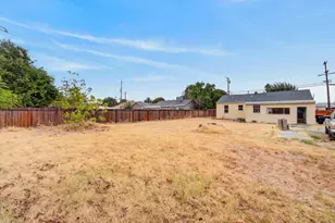 2671 Norwood Ave, Sacramento, CA 95815 - Photo 13