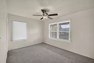 2671 Norwood Ave, Sacramento, CA 95815 - Photo 9