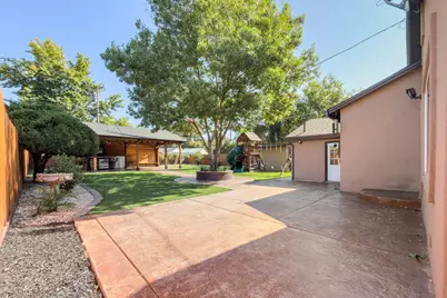 2121 Arliss Way, Sacramento, CA 95822 - Photo 43
