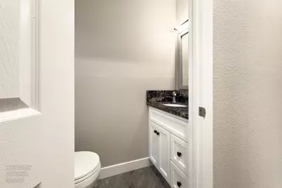 2121 Arliss Way, Sacramento, CA 95822 - Photo 23