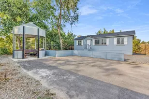 993 Kaizen Wy, Olivehurst, CA 95961 - Photo 3