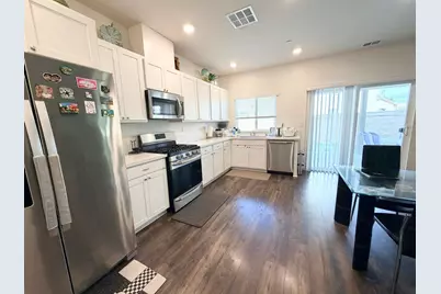 8232 Kossum Way, Elk Grove, CA 95624 - Photo 5