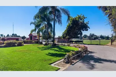 6837 Eleanor Road, Oakdale, CA 95361 - Photo 9