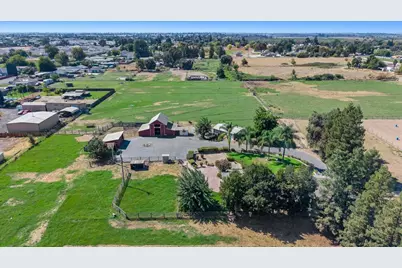 6837 Eleanor Road, Oakdale, CA 95361 - Photo 5