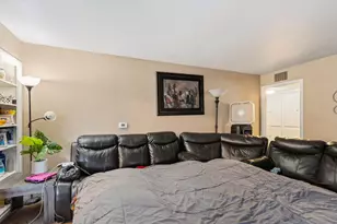 2454 Empress St, Sacramento, CA 95815 - Photo 9