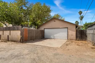 2454 Empress St, Sacramento, CA 95815 - Photo 27