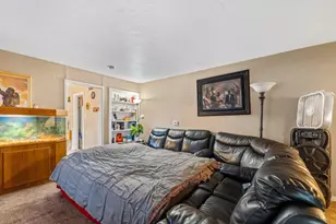 2454 Empress St, Sacramento, CA 95815 - Photo 7