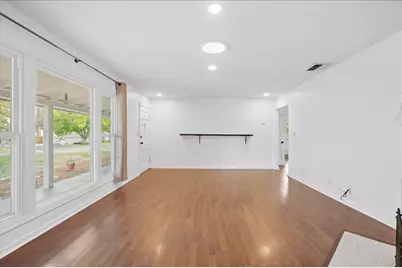 4424 Hazelwood Avenue, Sacramento, CA 95821 - Photo 7