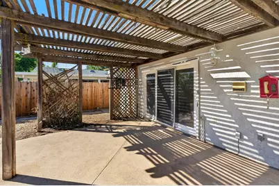 4233 Rosecrest Way, Sacramento, CA 95826 - Photo 51