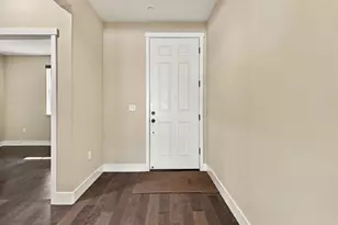 1329 Darrow Dr, Lathrop, CA 95330 - Photo 5