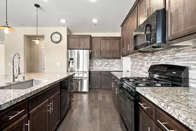 1329 Darrow Drive, Lathrop, CA 95330 - Photo 19