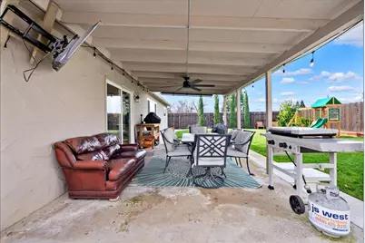 9201 Castlemont Circle, Orangevale, CA 95662 - Photo 19