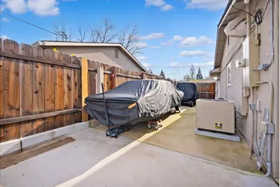 9201 Castlemont Circle, Orangevale, CA 95662 - Photo 23