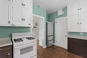 2410 41st St, Sacramento, CA 95817 - Photo 9