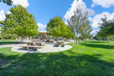 5833 Dulwich Way, Sacramento, CA 95835 - Photo 5