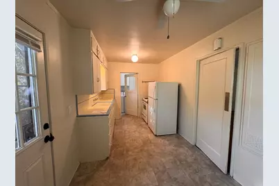 2779 Muir Way, Sacramento, CA 95818 - Photo 11