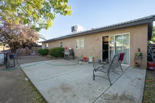 220 Walker Ln, Coalinga, CA 93210 - Photo 13
