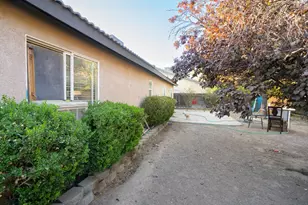 220 Walker Ln, Coalinga, CA 93210 - Photo 15