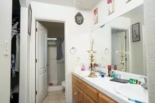 220 Walker Ln, Coalinga, CA 93210 - Photo 11