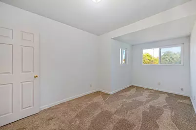 4555 71st Street, Sacramento, CA 95820 - Photo 17