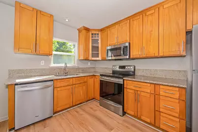 4555 71st Street, Sacramento, CA 95820 - Photo 7