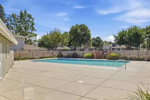 4524 Greenholme Dr, Sacramento, CA 95842 - Photo 21