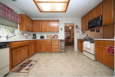 2450 Branding Iron Drive, Turlock, CA 95380 - Photo 19