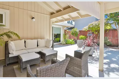 2 Free River Ct, Sacramento, CA 95831 - Photo 9