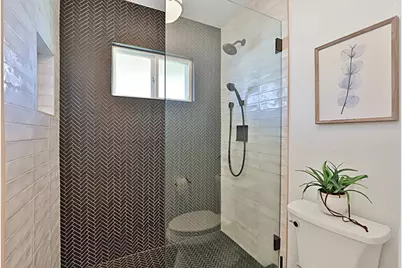 2 Free River Ct, Sacramento, CA 95831 - Photo 29
