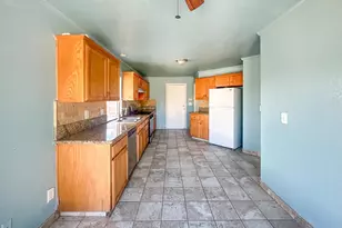 5457 N Ensanada Ave, Fresno, CA 93723 - Photo 9