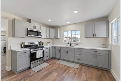 870 S Minaret, Turlock, CA 95380 - Photo 9