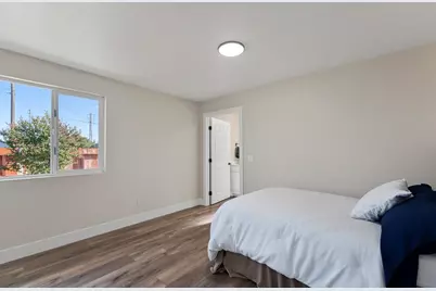 870 S Minaret, Turlock, CA 95380 - Photo 11